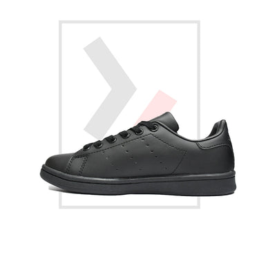 Stan Smith Triple Black Kicks Kenya