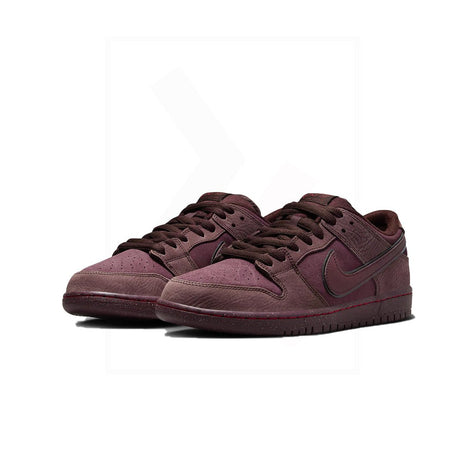 SB Dunk Low City of Love Burgundy Crush