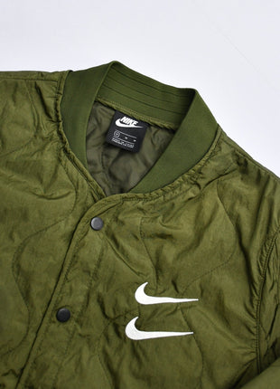 Vintage-Nike Swoosh Jacket