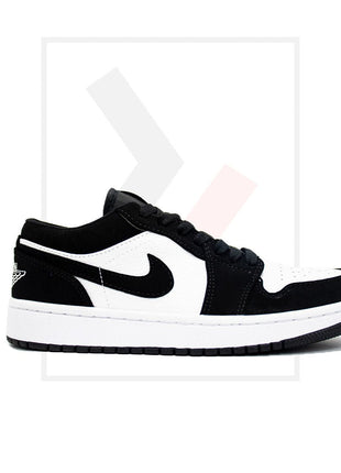 Jordan 1 Low black and white