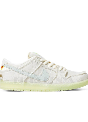 SB Dunk Low "Mummy" - Kicks Kenya