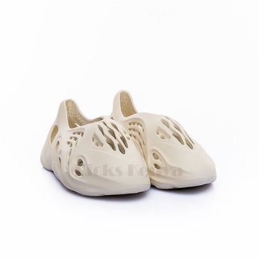 Foam Runner - Kicks Kenya